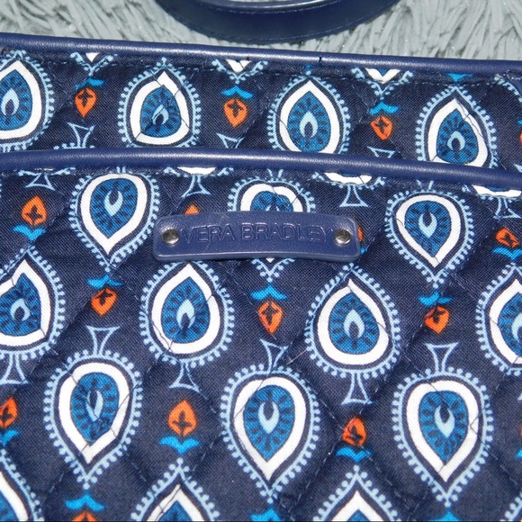 Vera Bradley crossbody bag✨ - Picture 4 of 7
